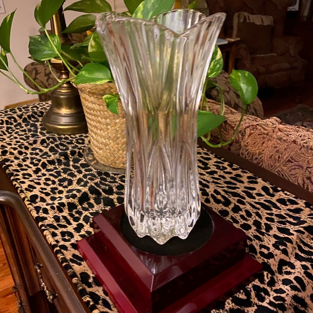 Brand New Heavy Crystal Vase on a Mahogany Wooden Base.